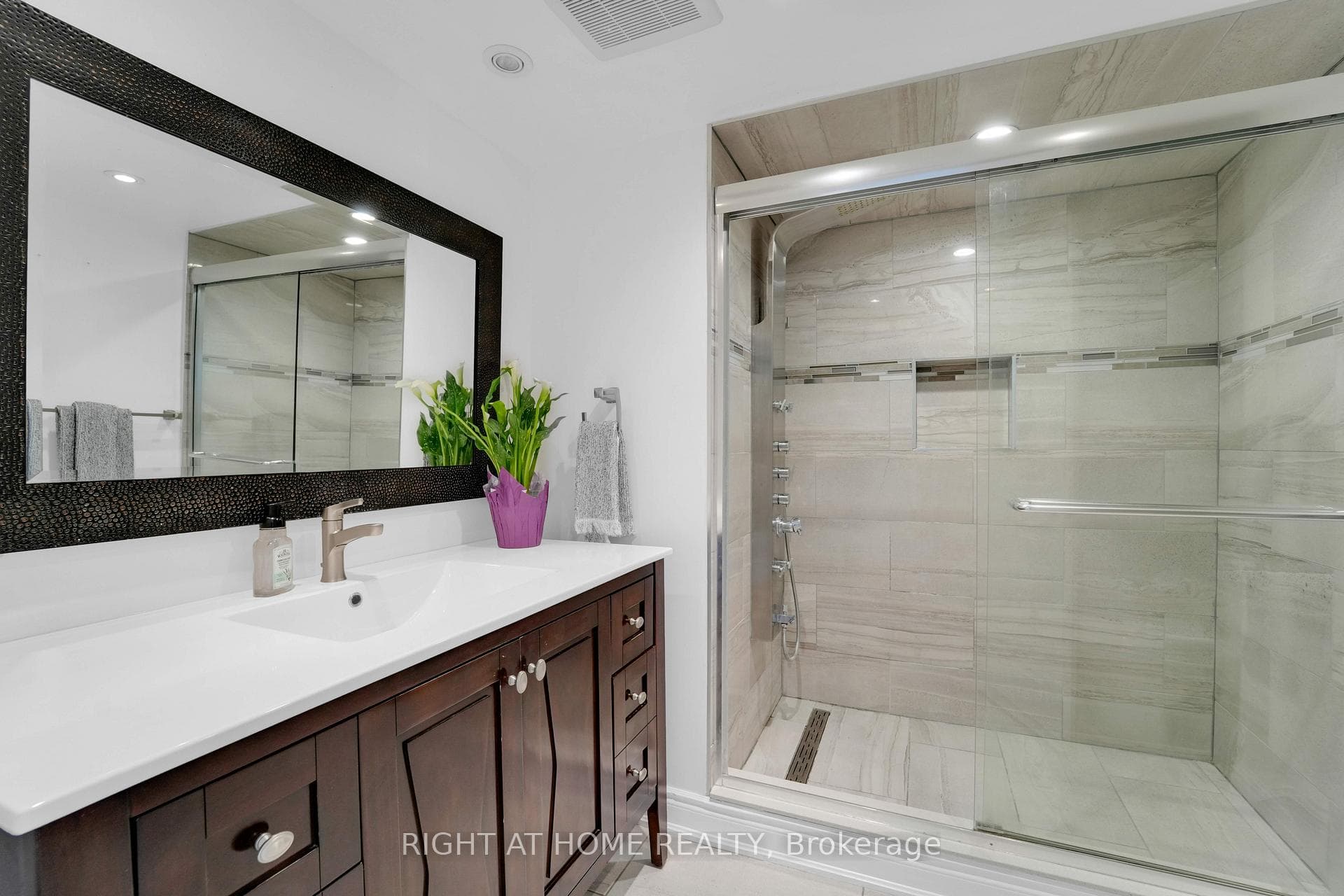 Primary Ensuite