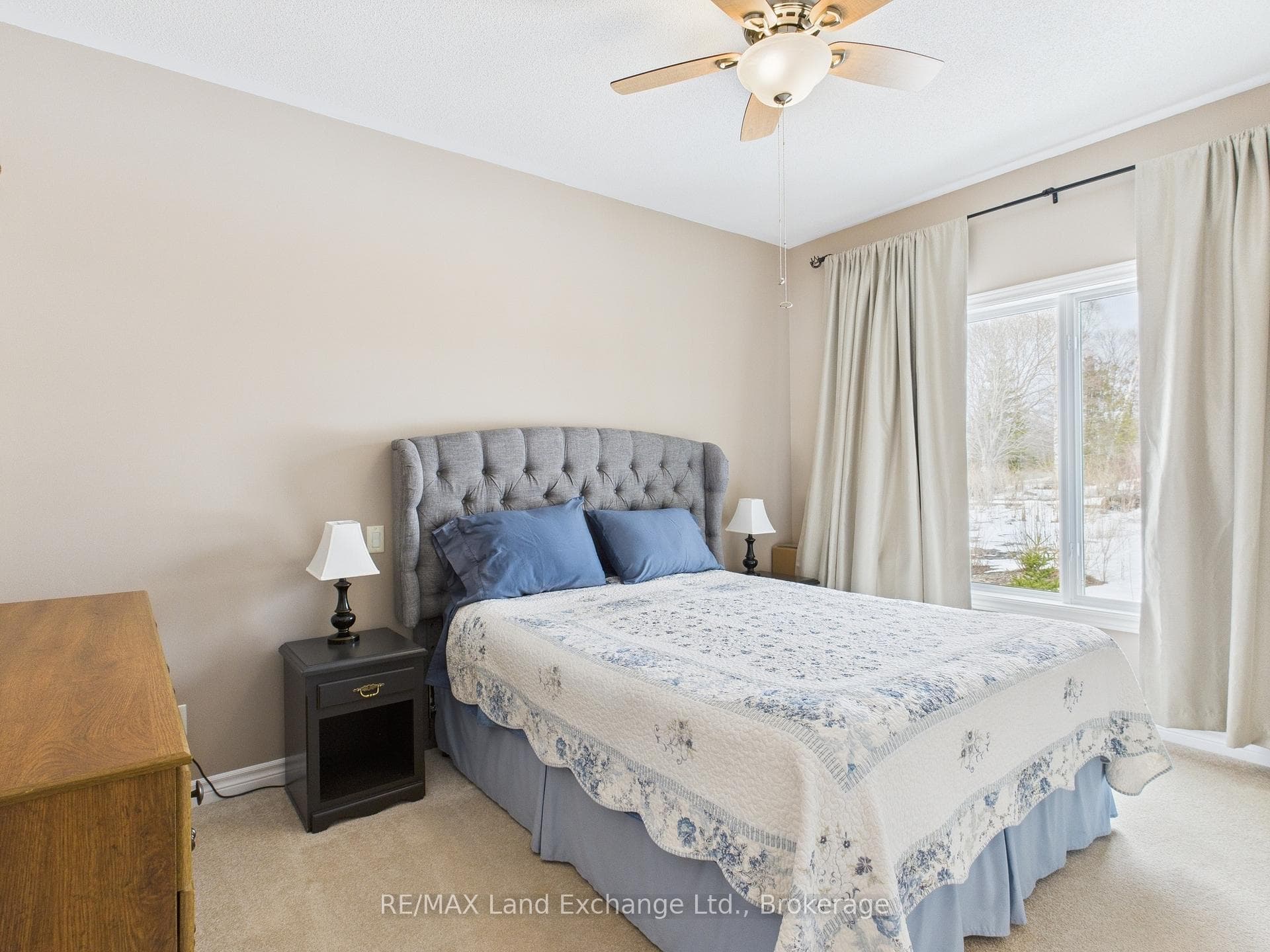 282 Huron Road photo 12