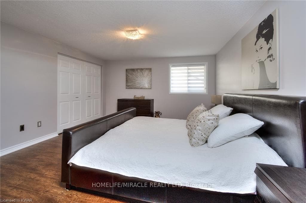 88 Fallowfield Drive Unit #Upper photo 23
