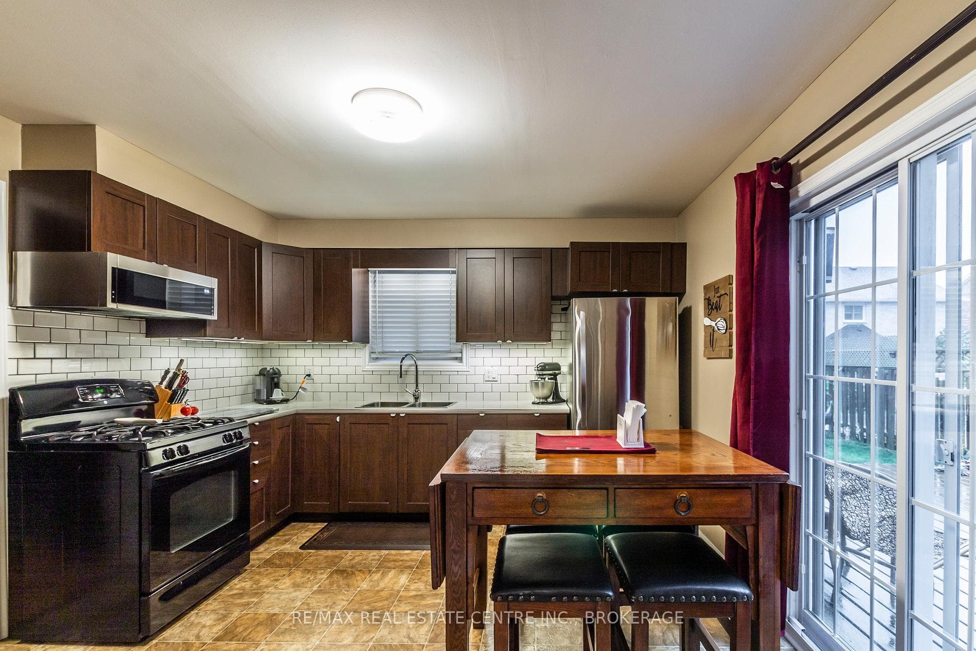 8 Tassie Lane photo 20