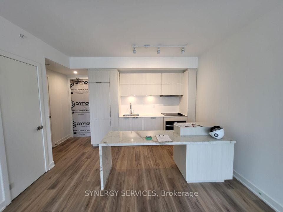 370 Martha Street Unit 508 photo 5