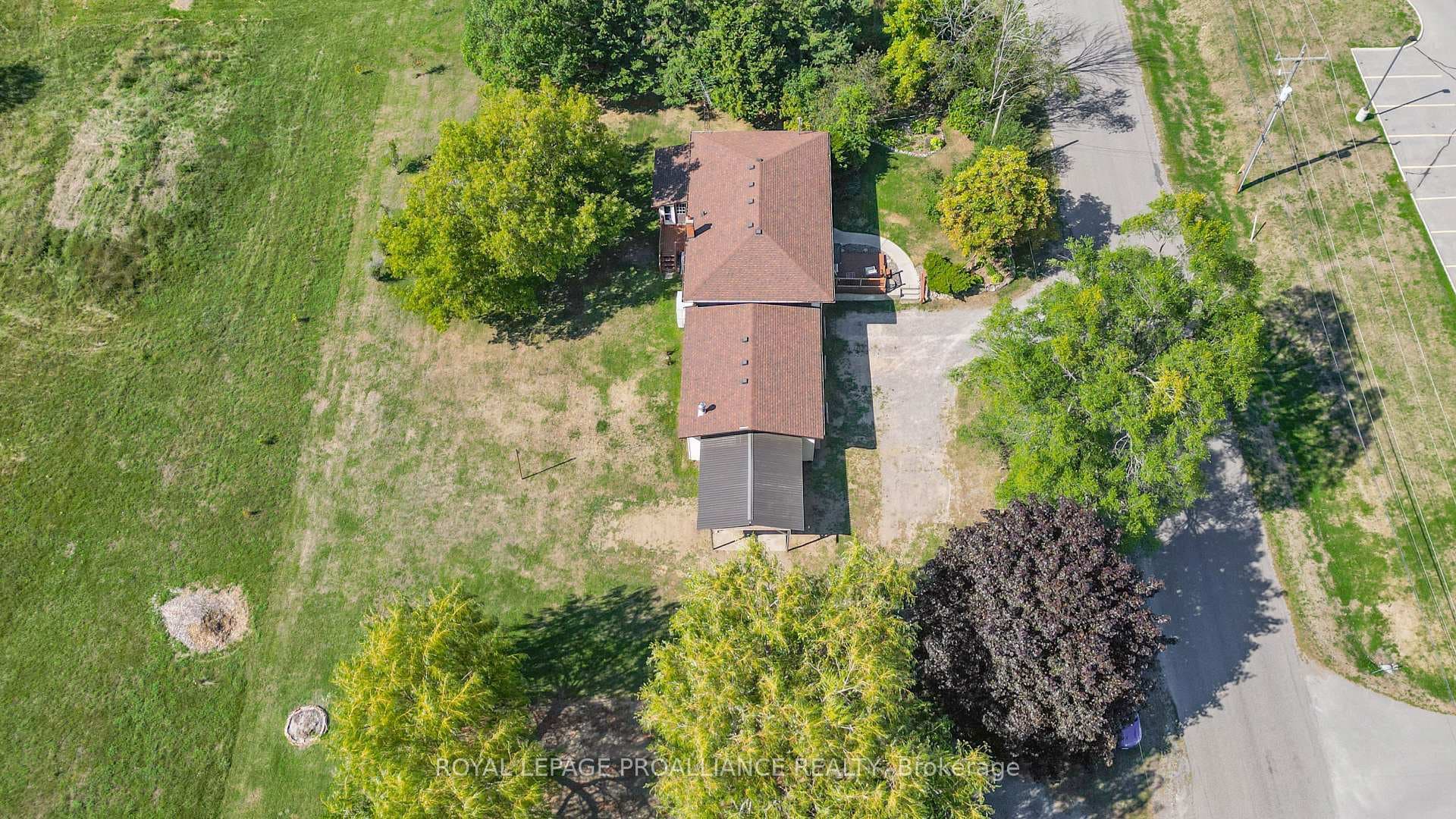122 Lisgar Street photo 47