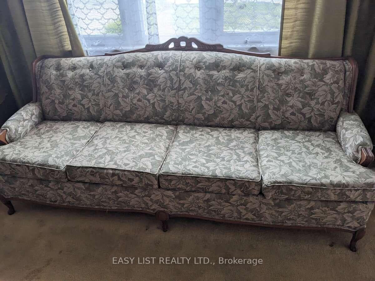 129 Felbrigg Avenue photo 3