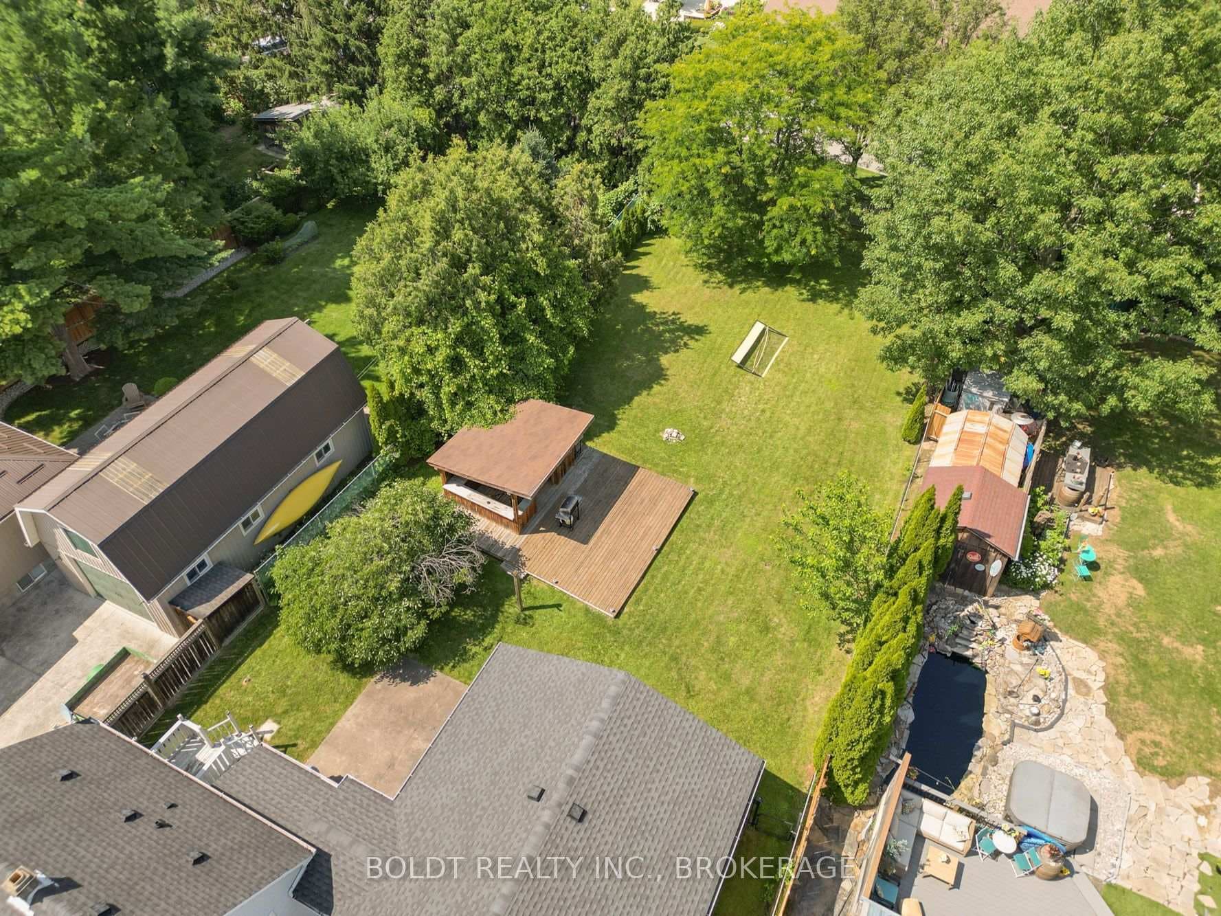 642 PENNER Road photo 27
