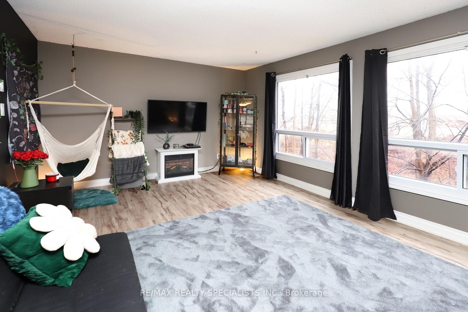 2050 Upper Middle Road Unit 137 photo 13