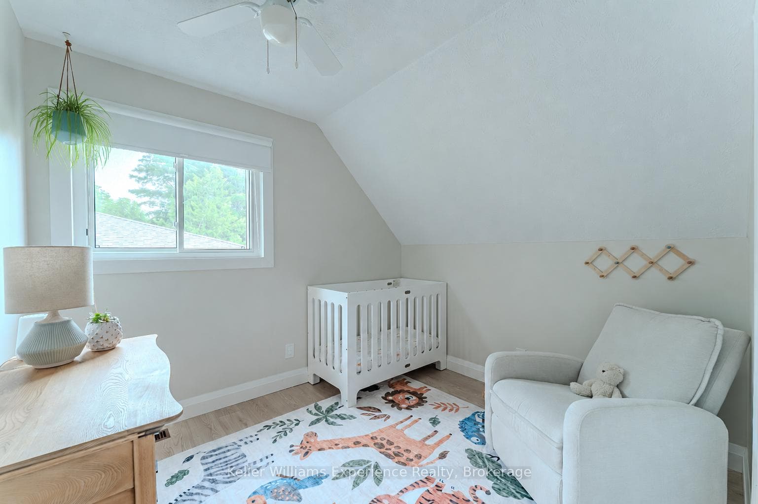 300 4th Avenue photo 29