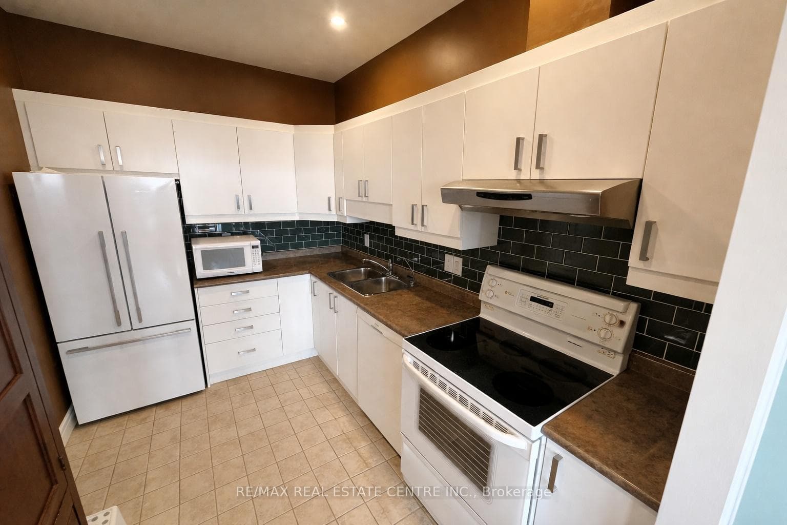 5 OGILVIE Street Unit 506 photo 5