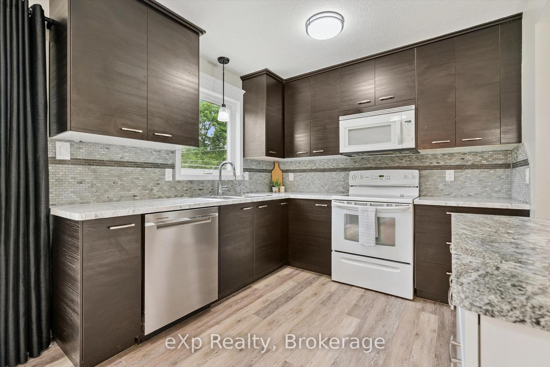 19 Keating Drive photo 14