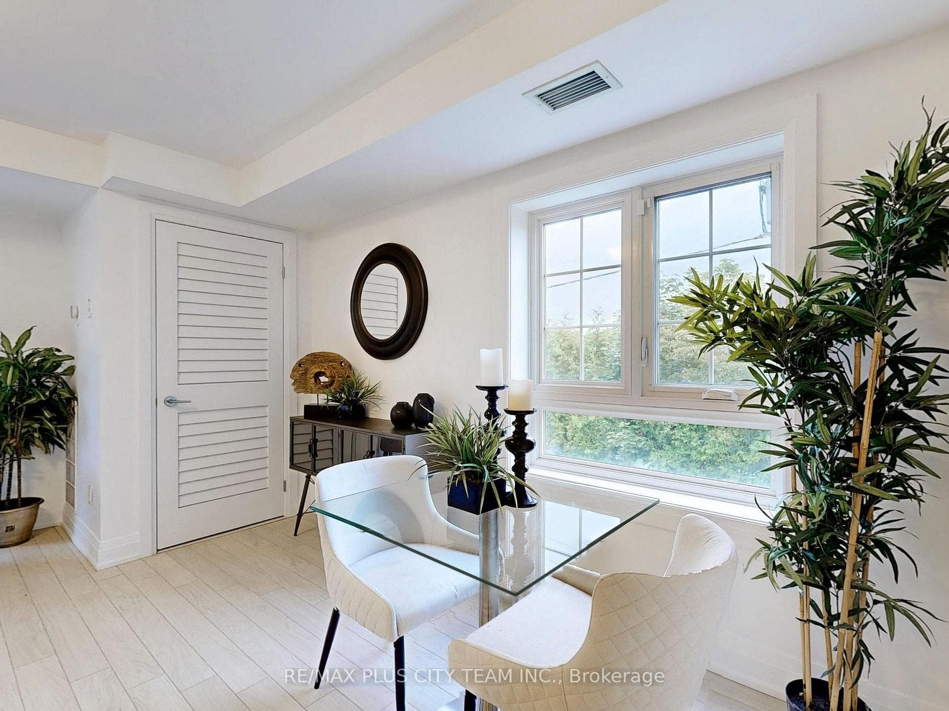 481 Rupert Avenue Unit 2218 photo 4