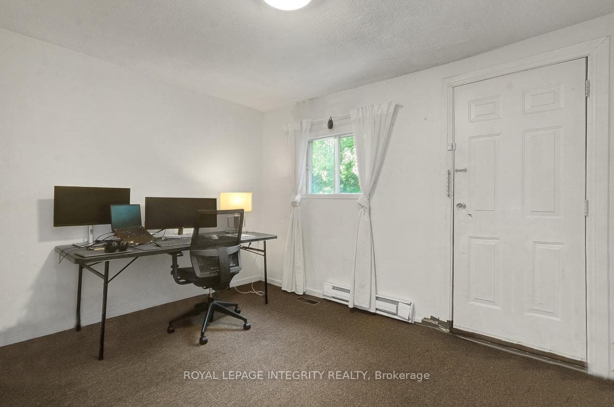 199 Henderson Avenue photo 9