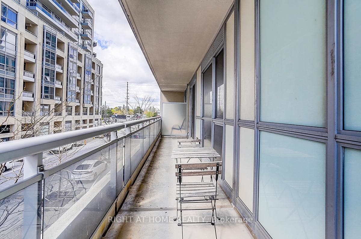 9201 YONGE Street Unit 205 photo 20