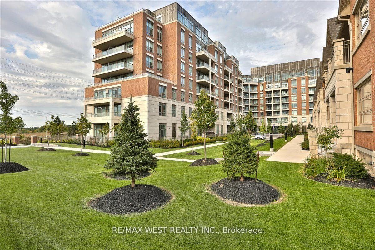 2480 Prince Michael Drive Unit 211 photo 13