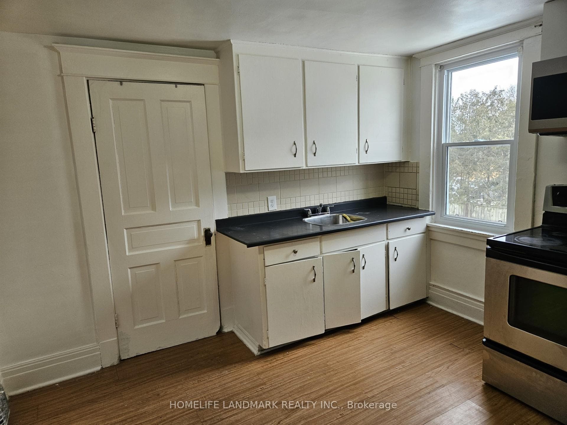 23 Ritson Road Unit 2 photo 11