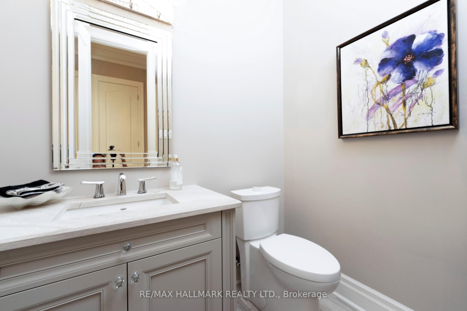 46 Proctor Avenue photo 10