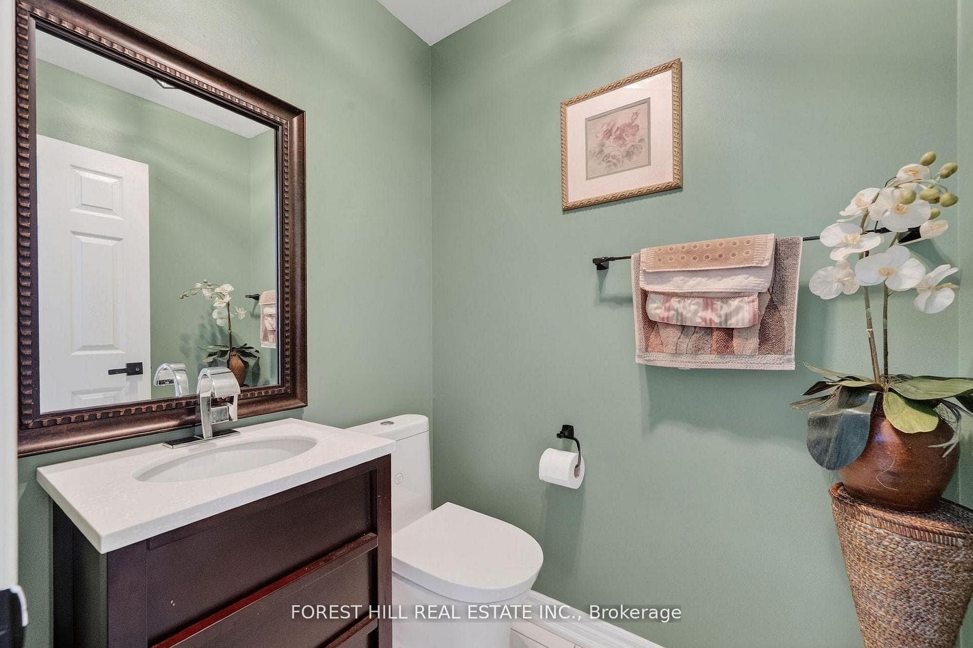 17 Lilley Avenue photo 8