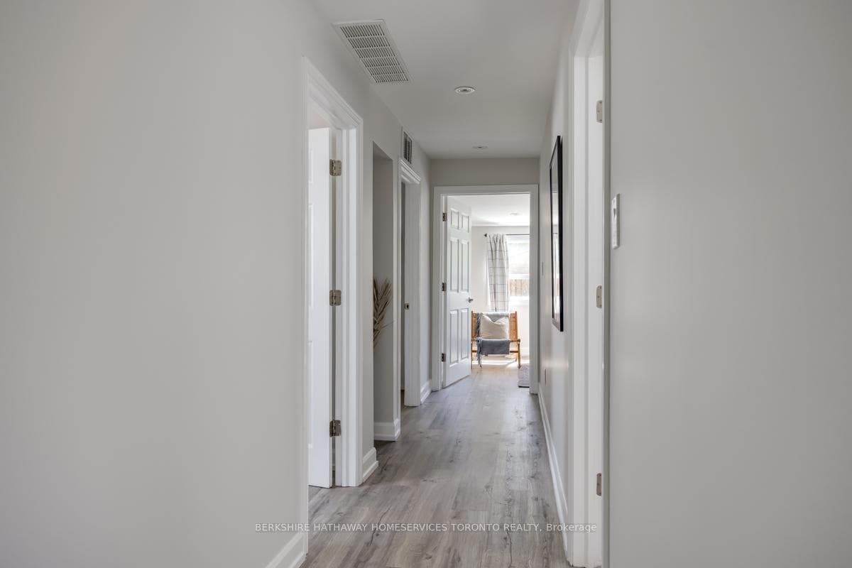 397 Pharmacy Avenue photo 9