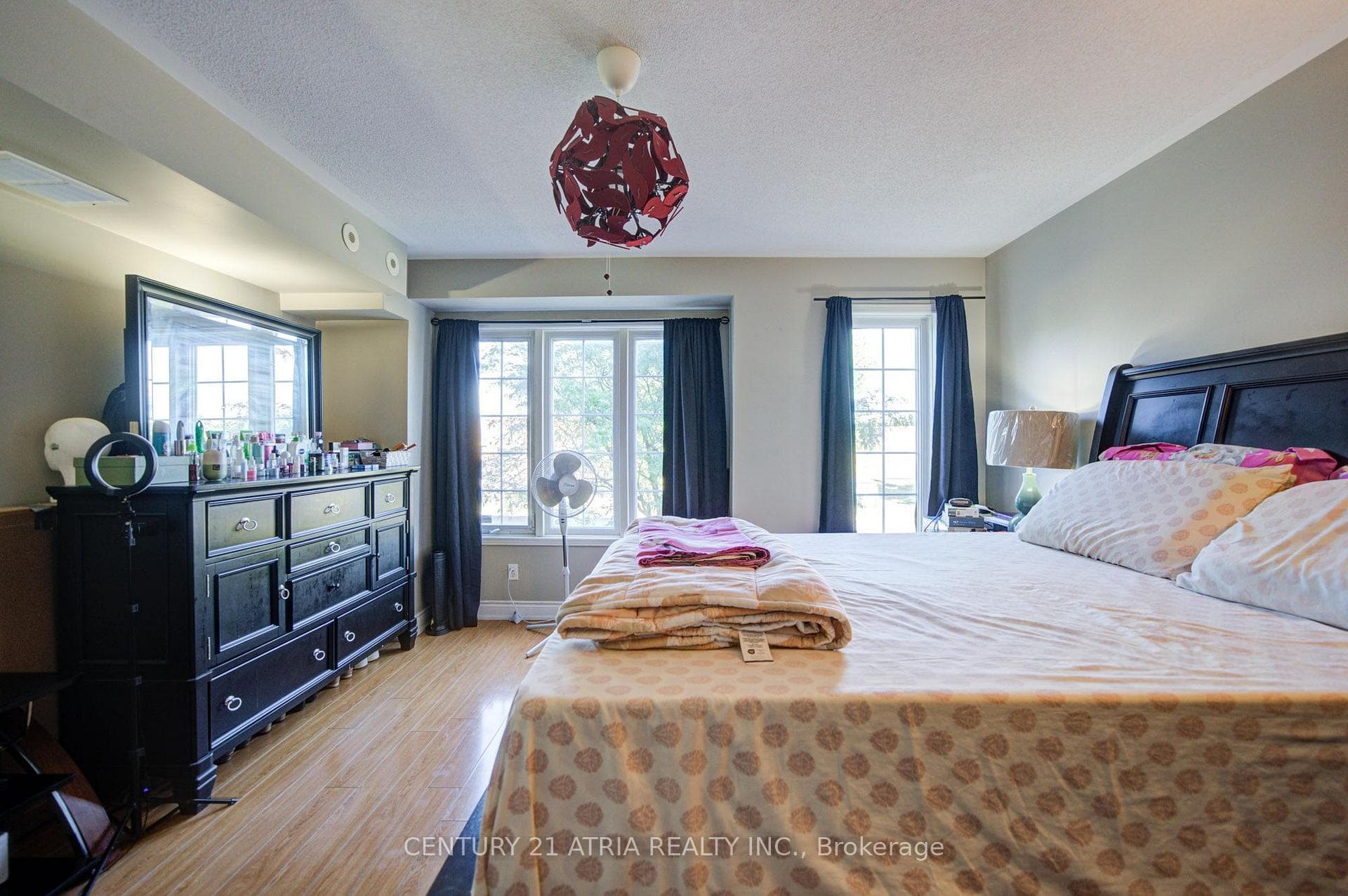 200 McLevin Avenue Unit 127 photo 27
