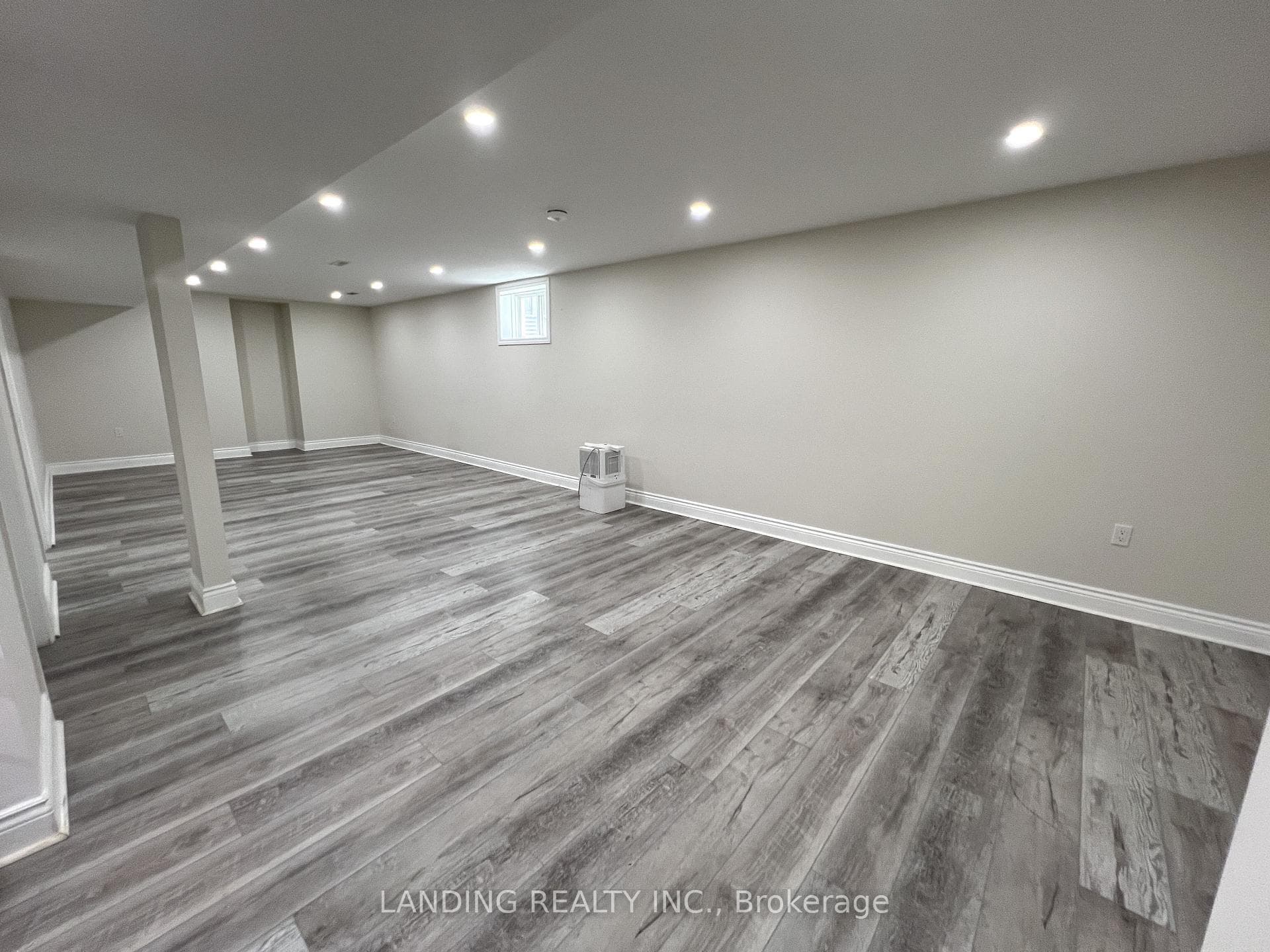 1822 Mickleborough Drive photo 13