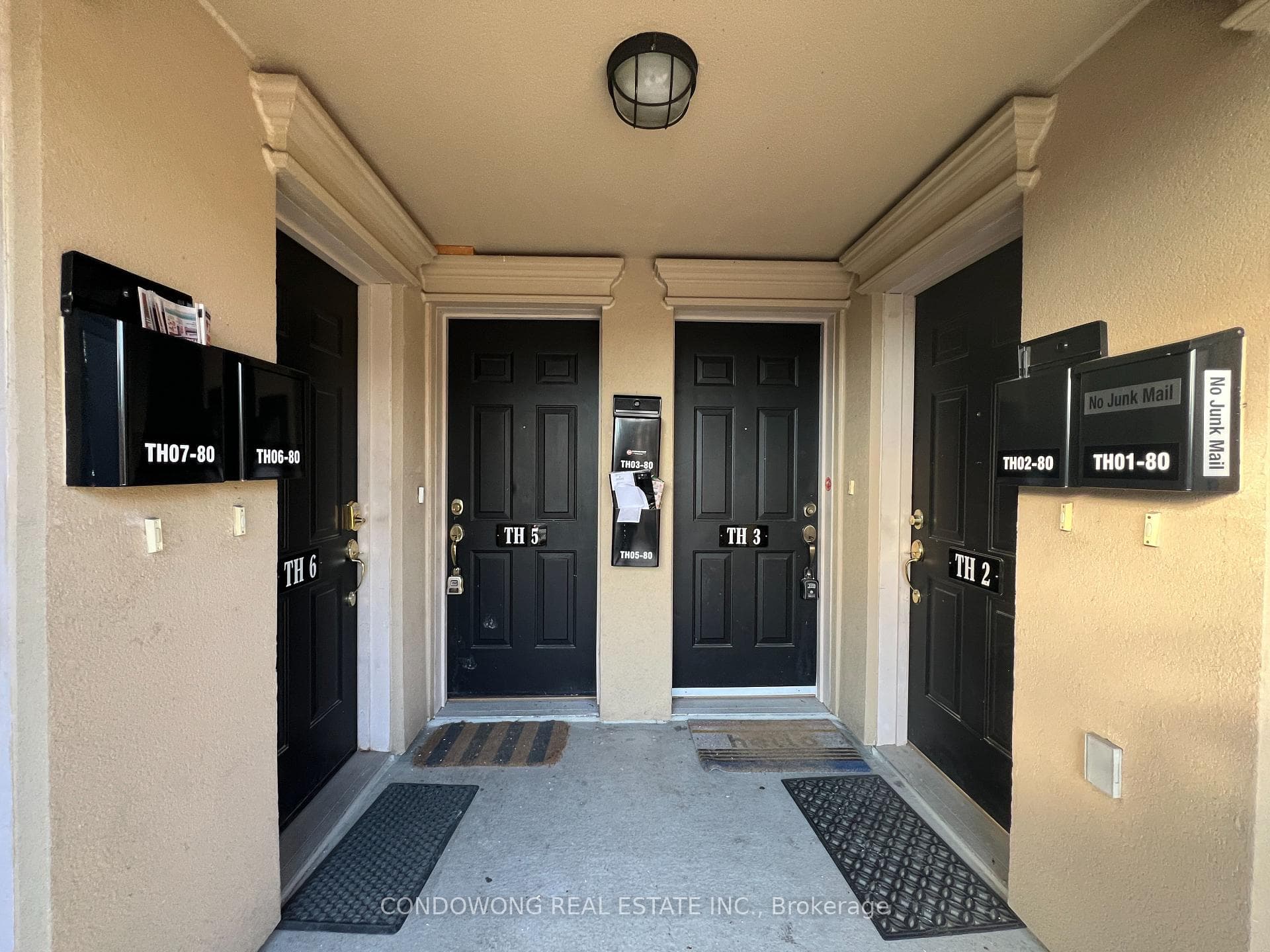 80 Carr Street Unit TH5 photo 22