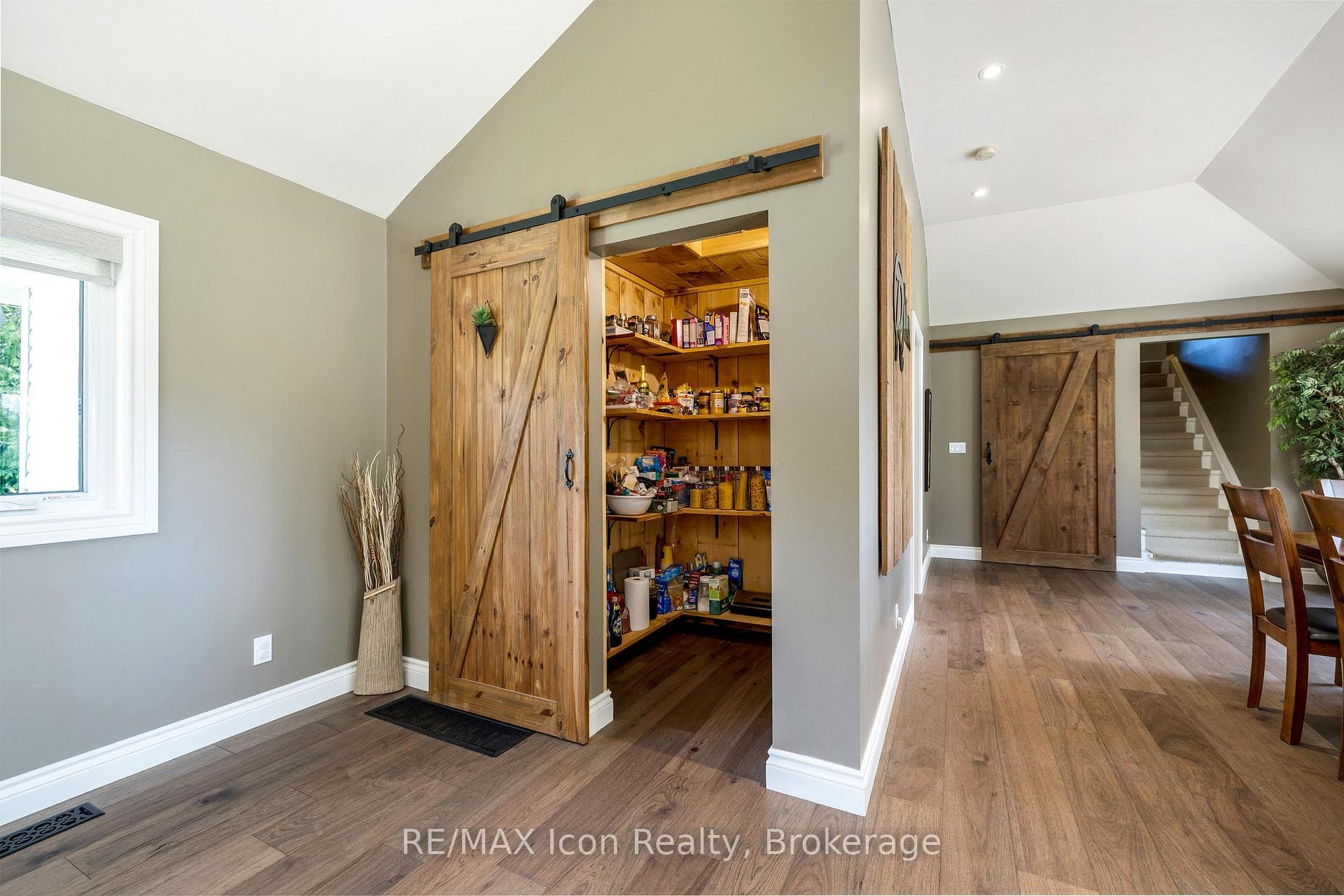 Walk-In Pantry