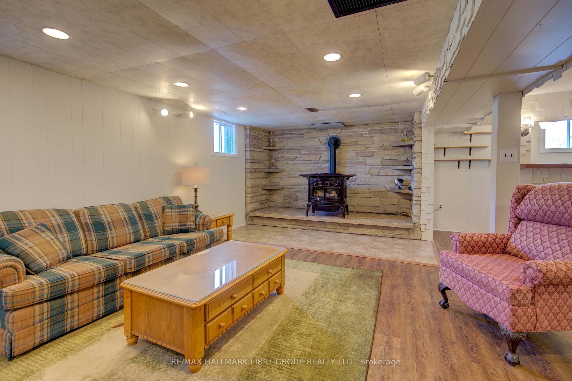 3958 Petworth Road photo 20