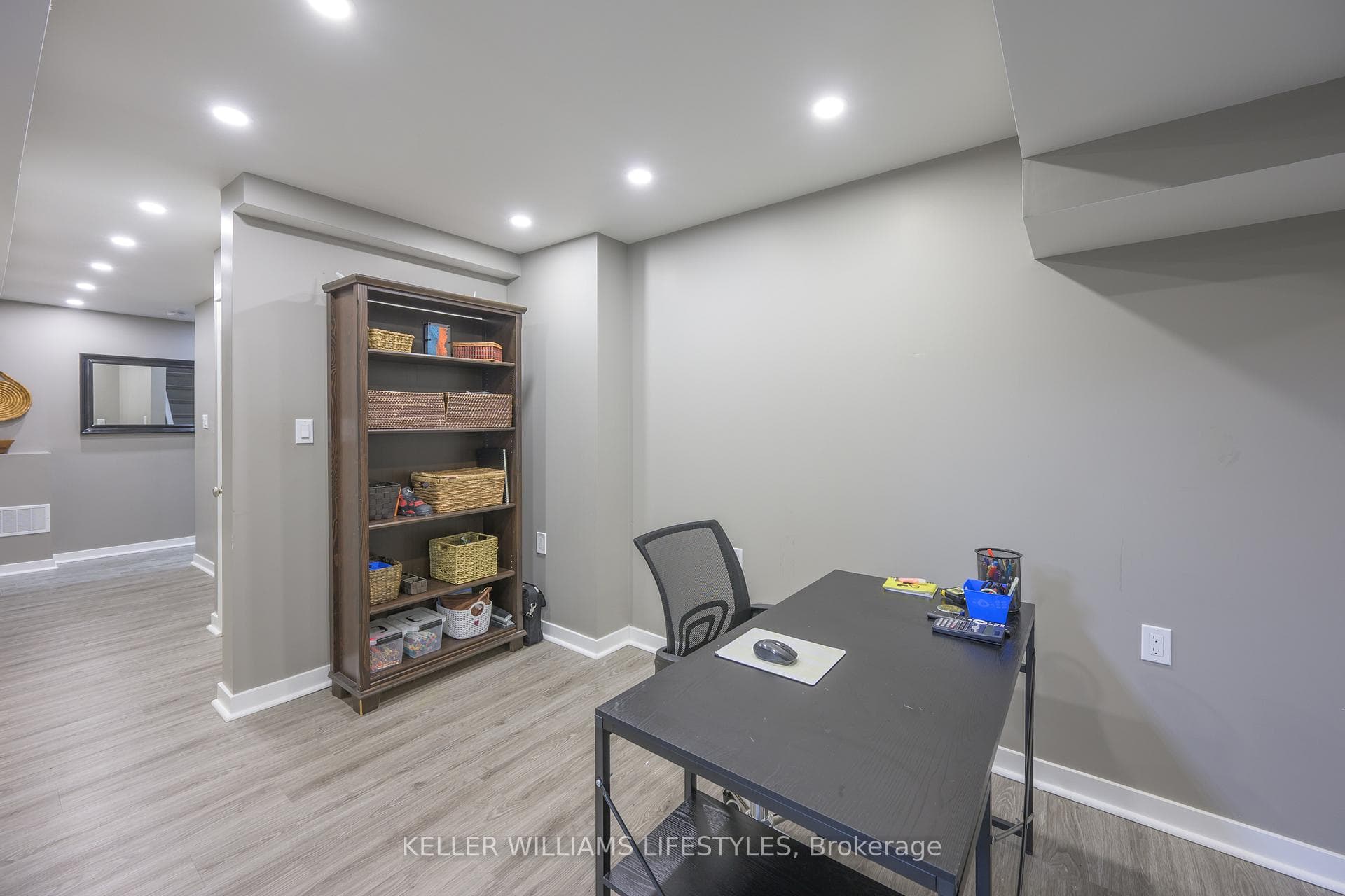 526 Cuthbert Circle photo 27