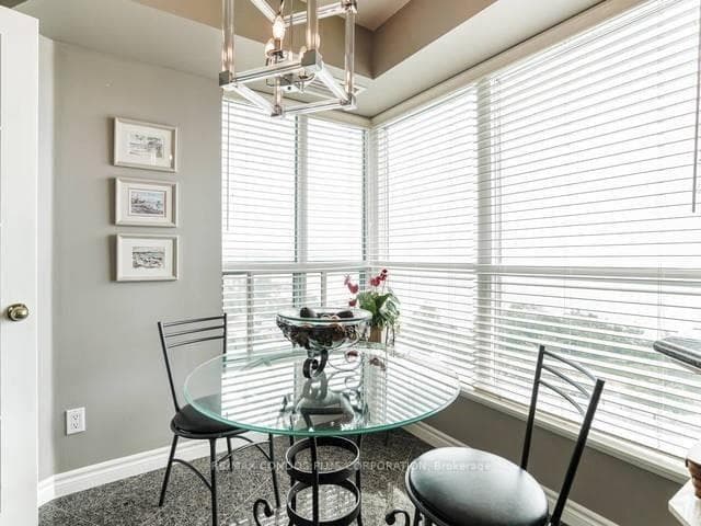 2111 Lake Shore Boulevard Unit 814 photo 6
