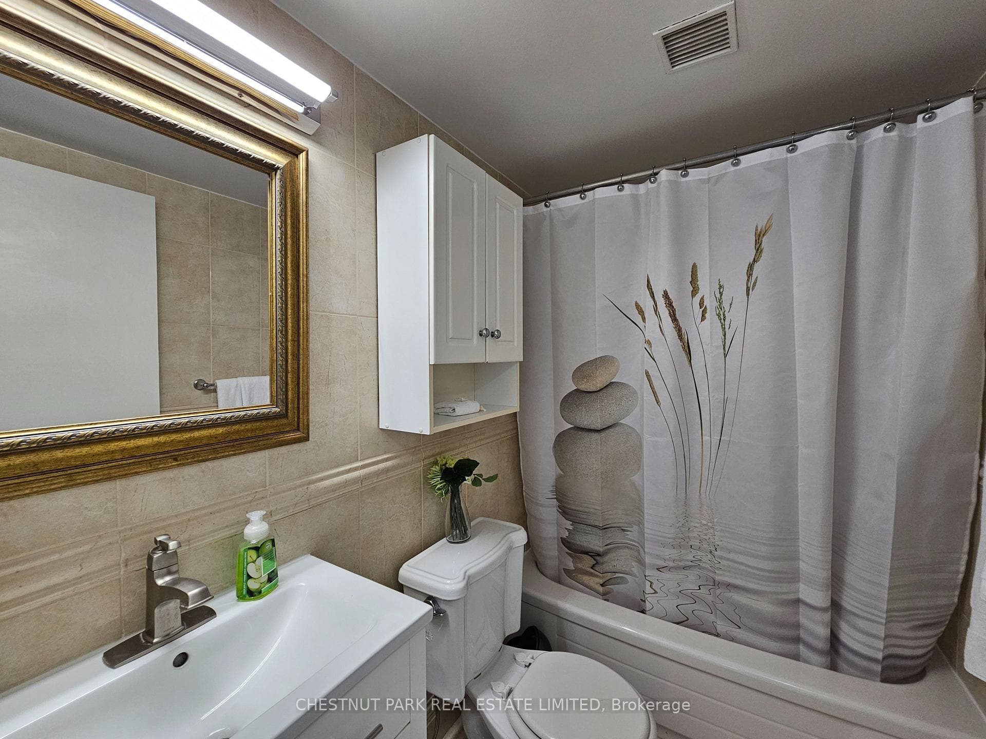 914 Yonge Street Unit 2009 photo 10
