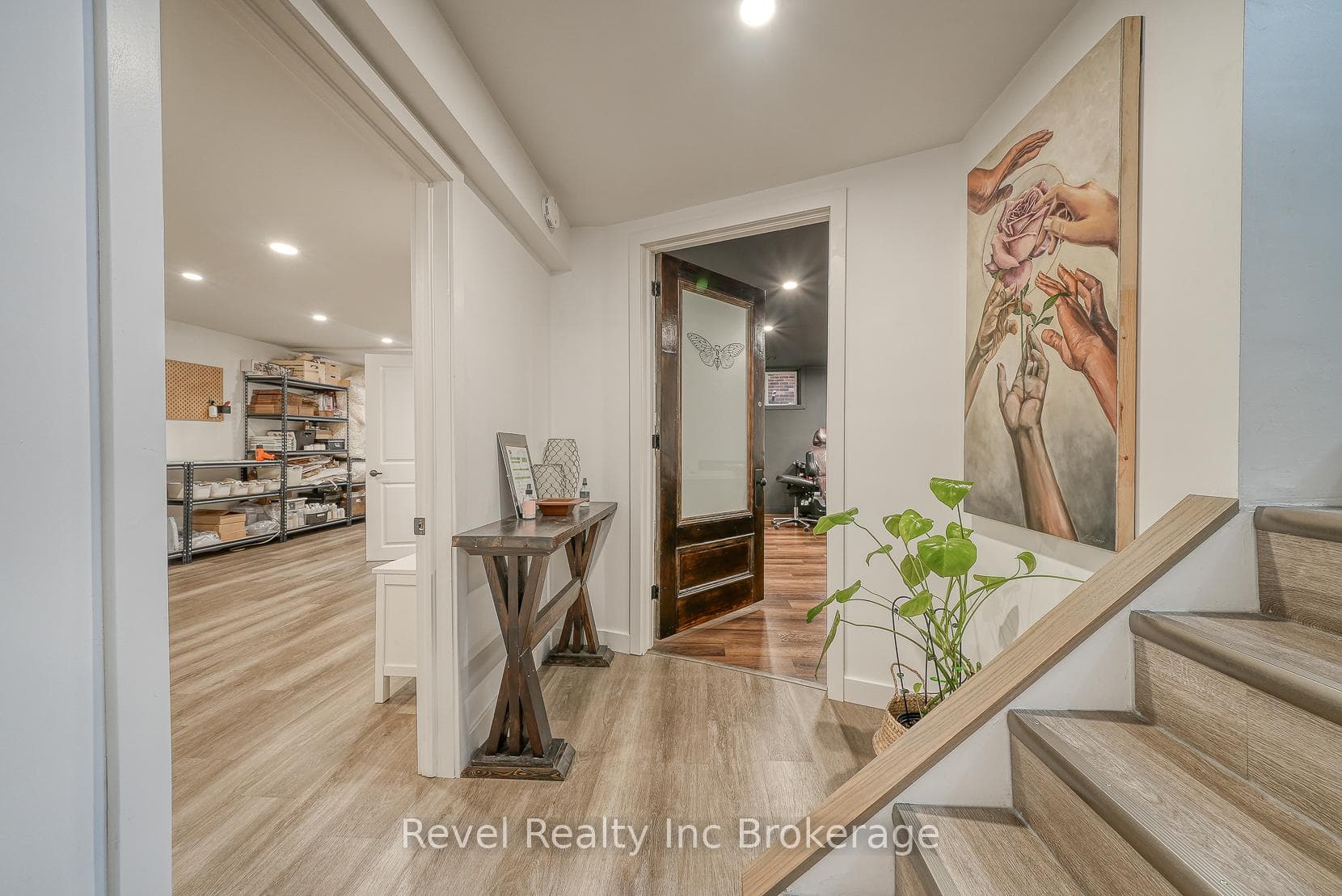 764 Devonshire Avenue photo 18