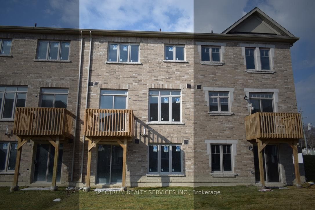 11 Inverness Way photo 3