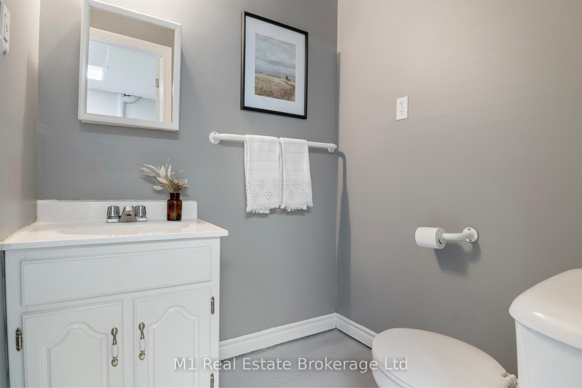 516 Harvey Street photo 29