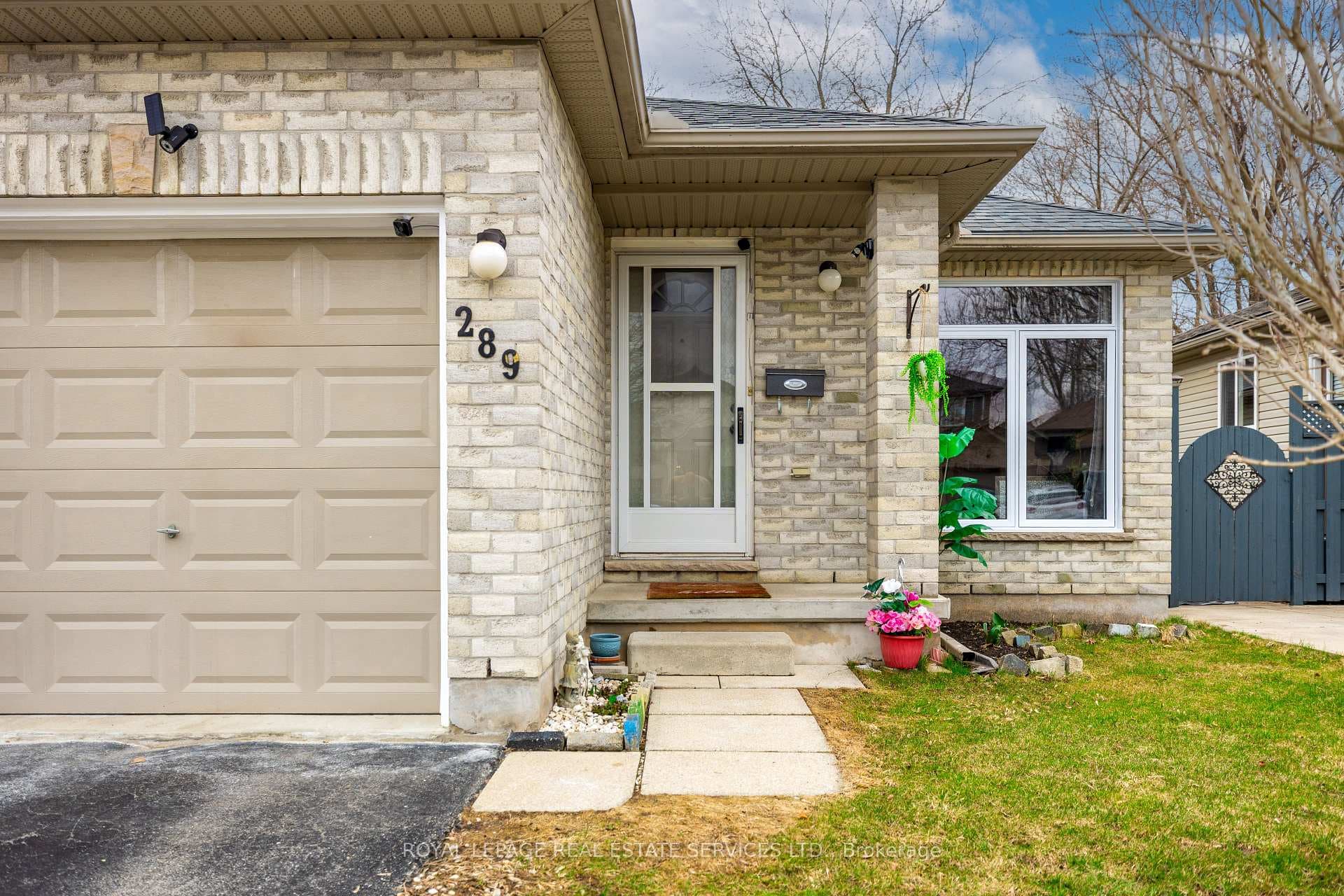 289 Hungerford Street photo 3
