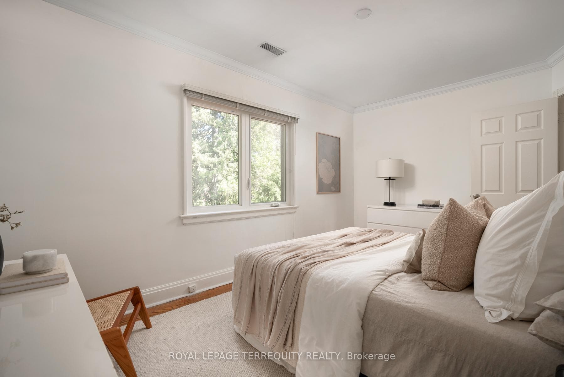 175 Prince Edward Drive photo 24