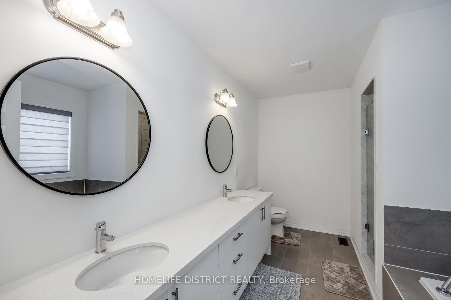 10 Ed Ewert Avenue photo 14