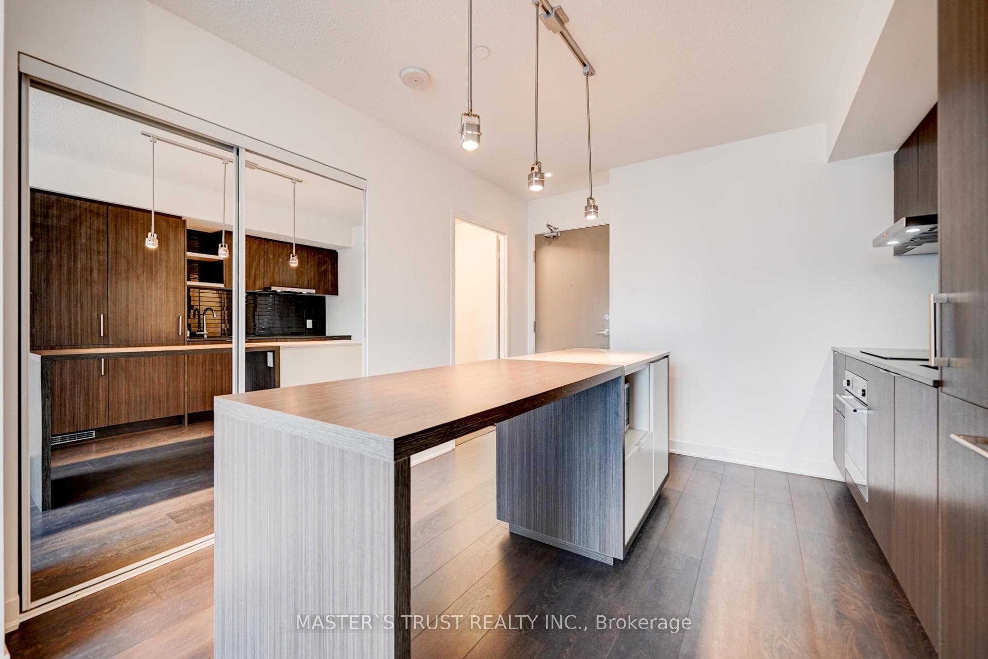 88 Harbour Street Unit 2809 photo 10