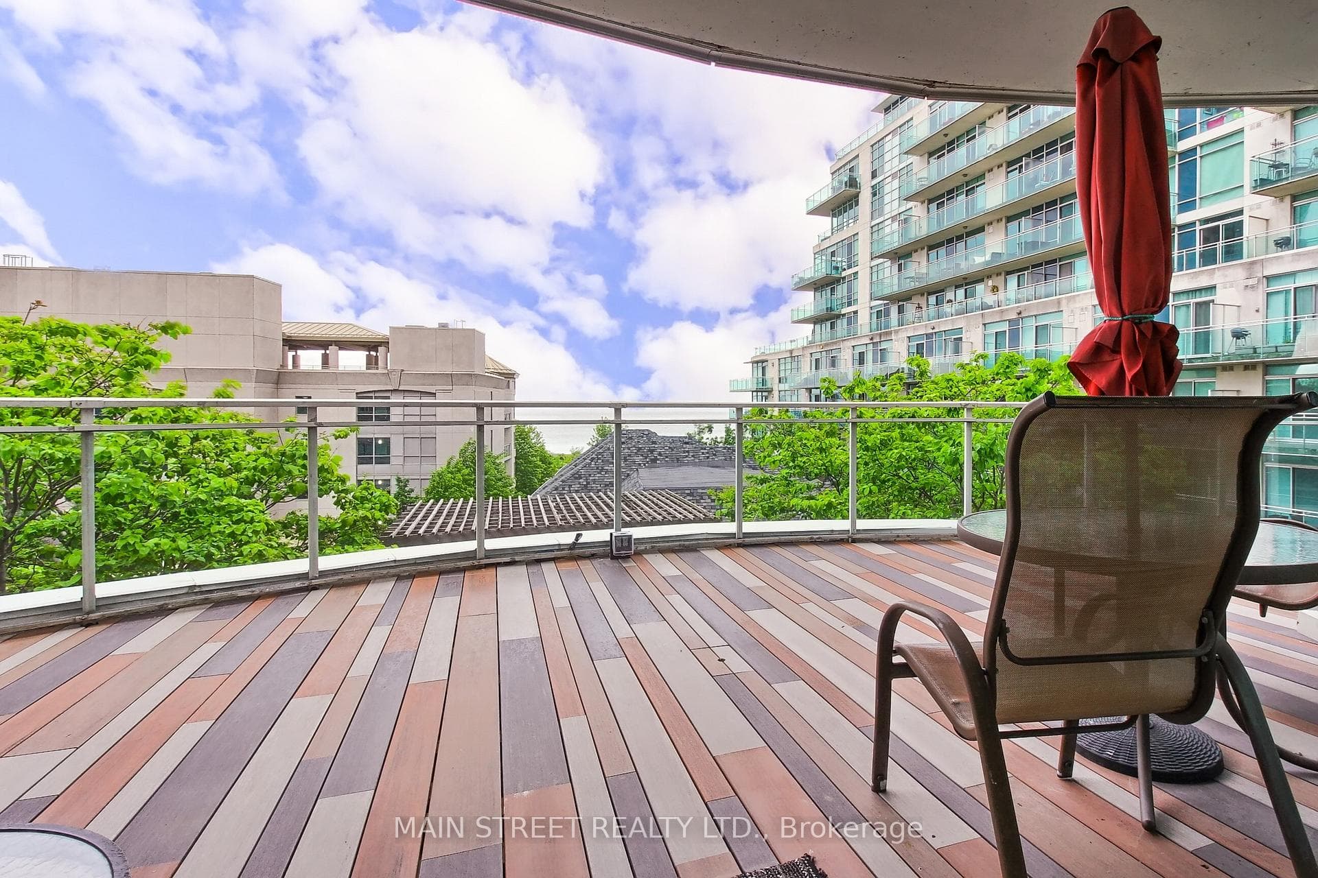 2067 Lake Shore Boulevard Unit 405 photo 23