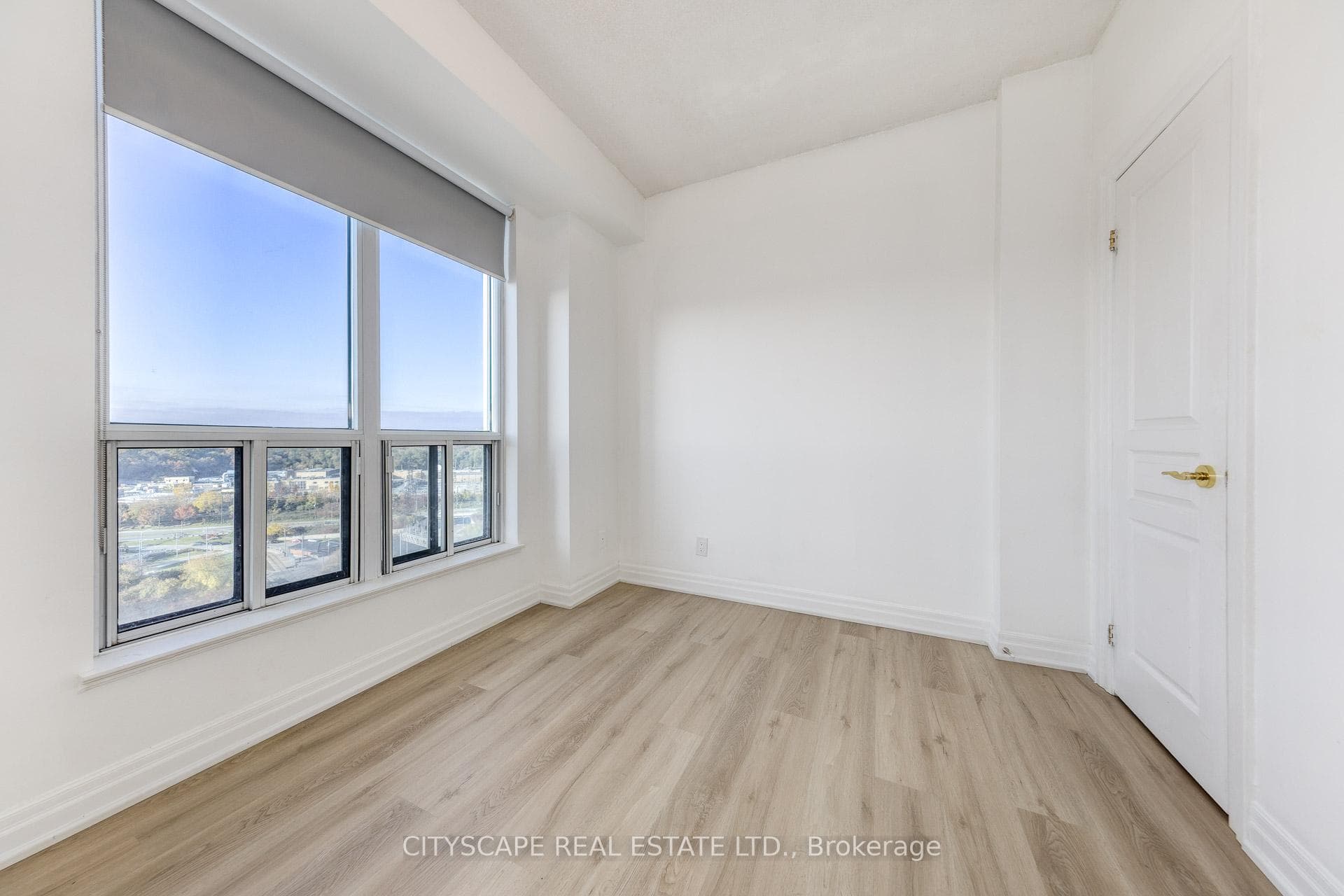 2087 Lake Shore Boulevard Unit 1607 photo 16