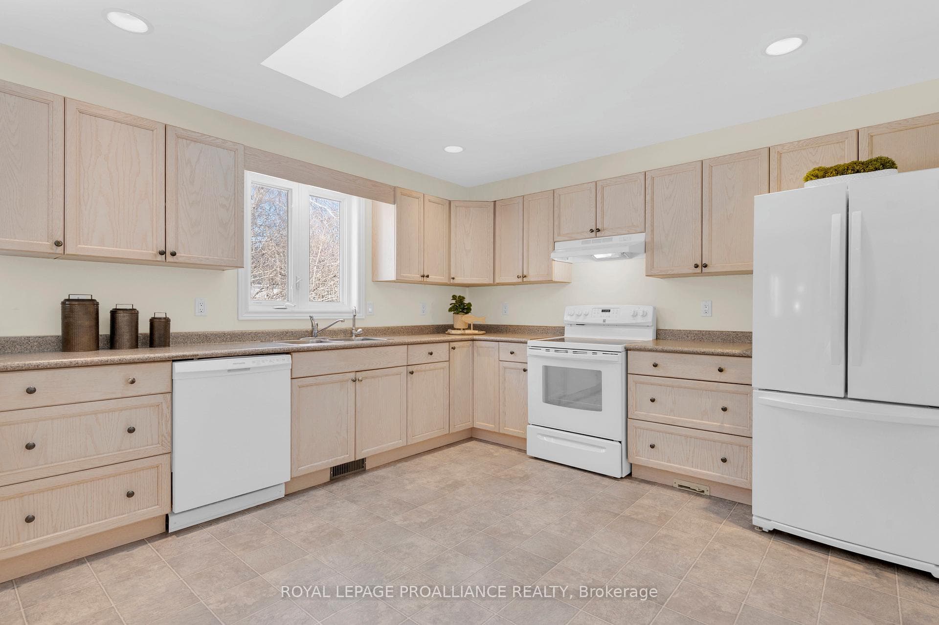 30 Sandpiper Way photo 13