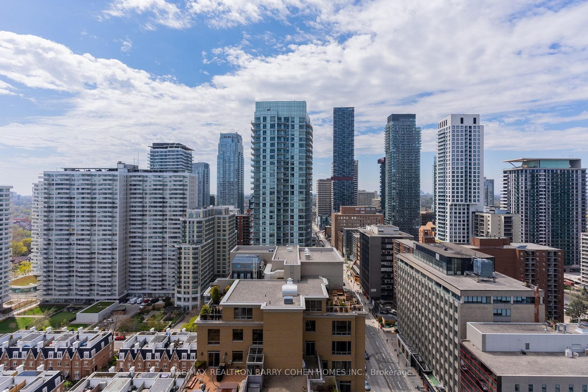 125 Redpath Avenue Unit 2506 photo 8