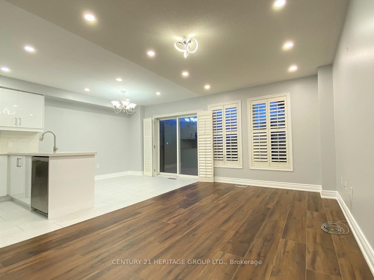 73 Dooley Crescent photo 6