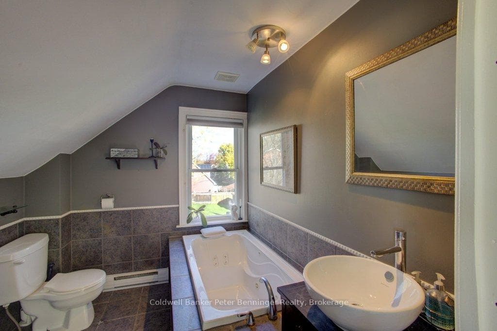 214 Inkerman Street photo 27