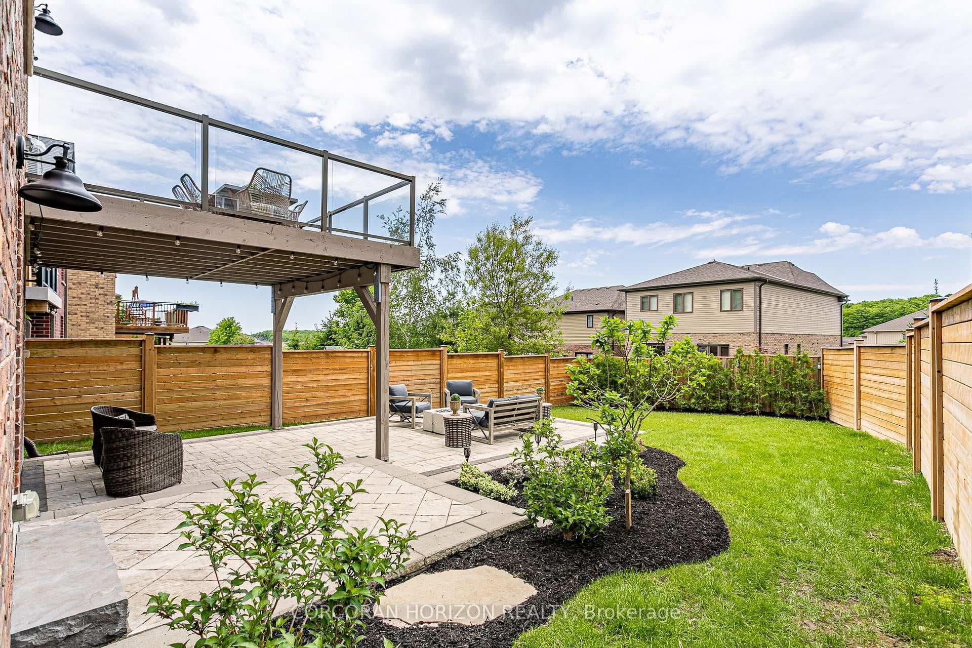 428 Twinleaf Street photo 41