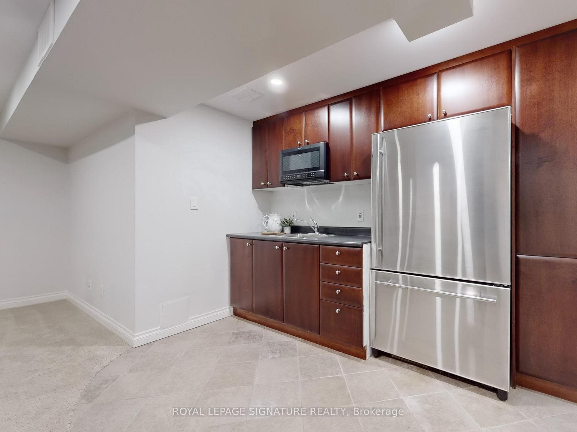 84 Angus Glen Boulevard photo 28