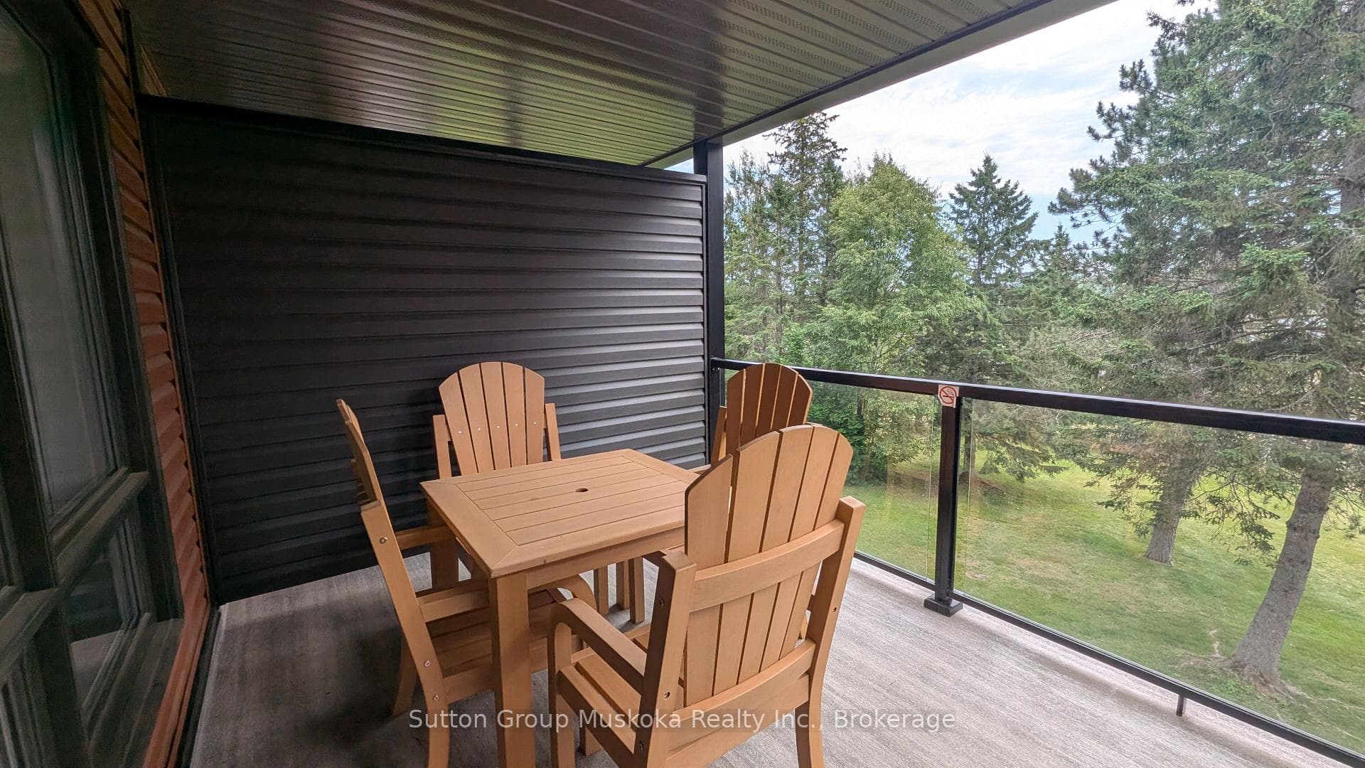 52-205 Deerhurst Drive photo 12
