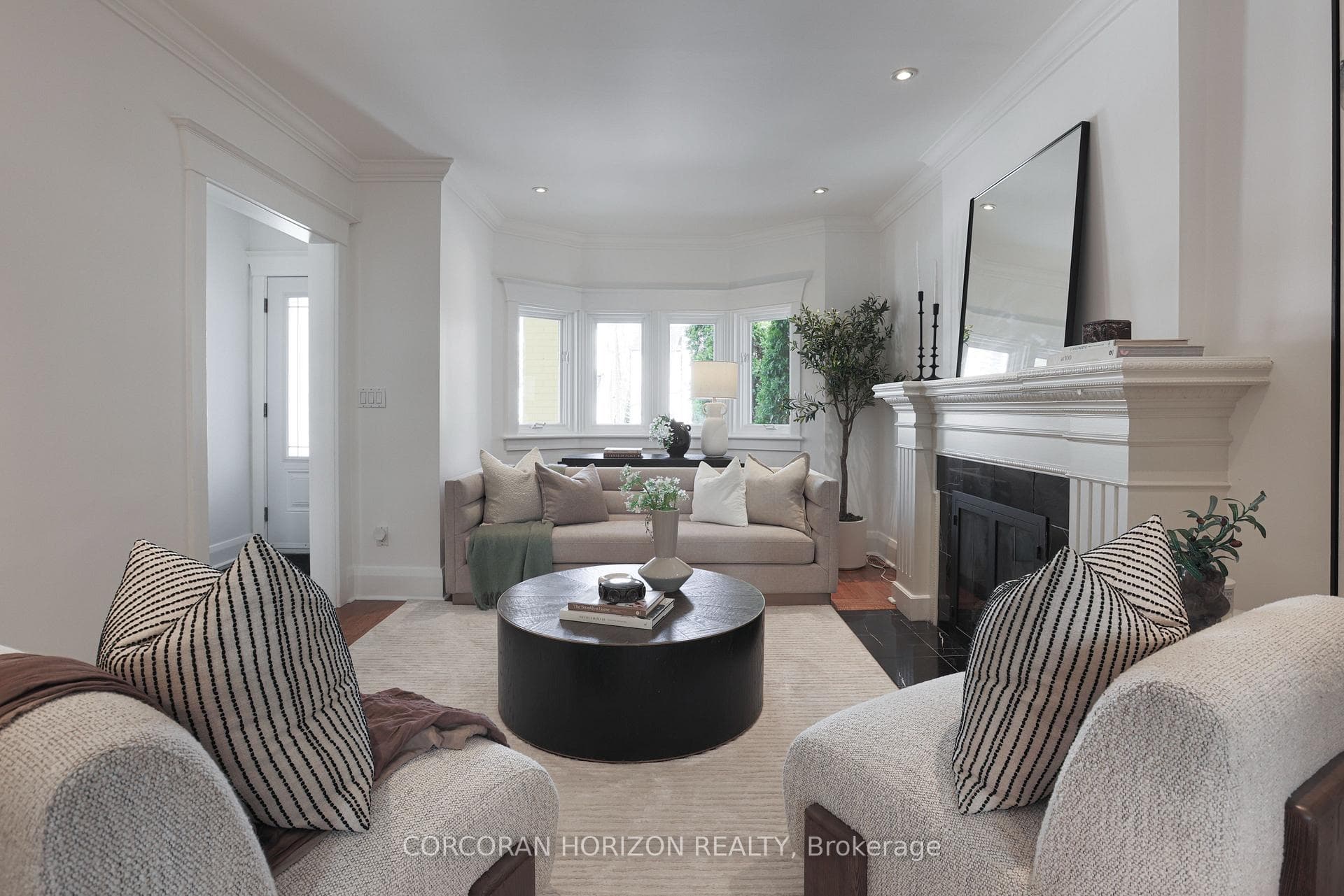 103 Manor Road photo 5