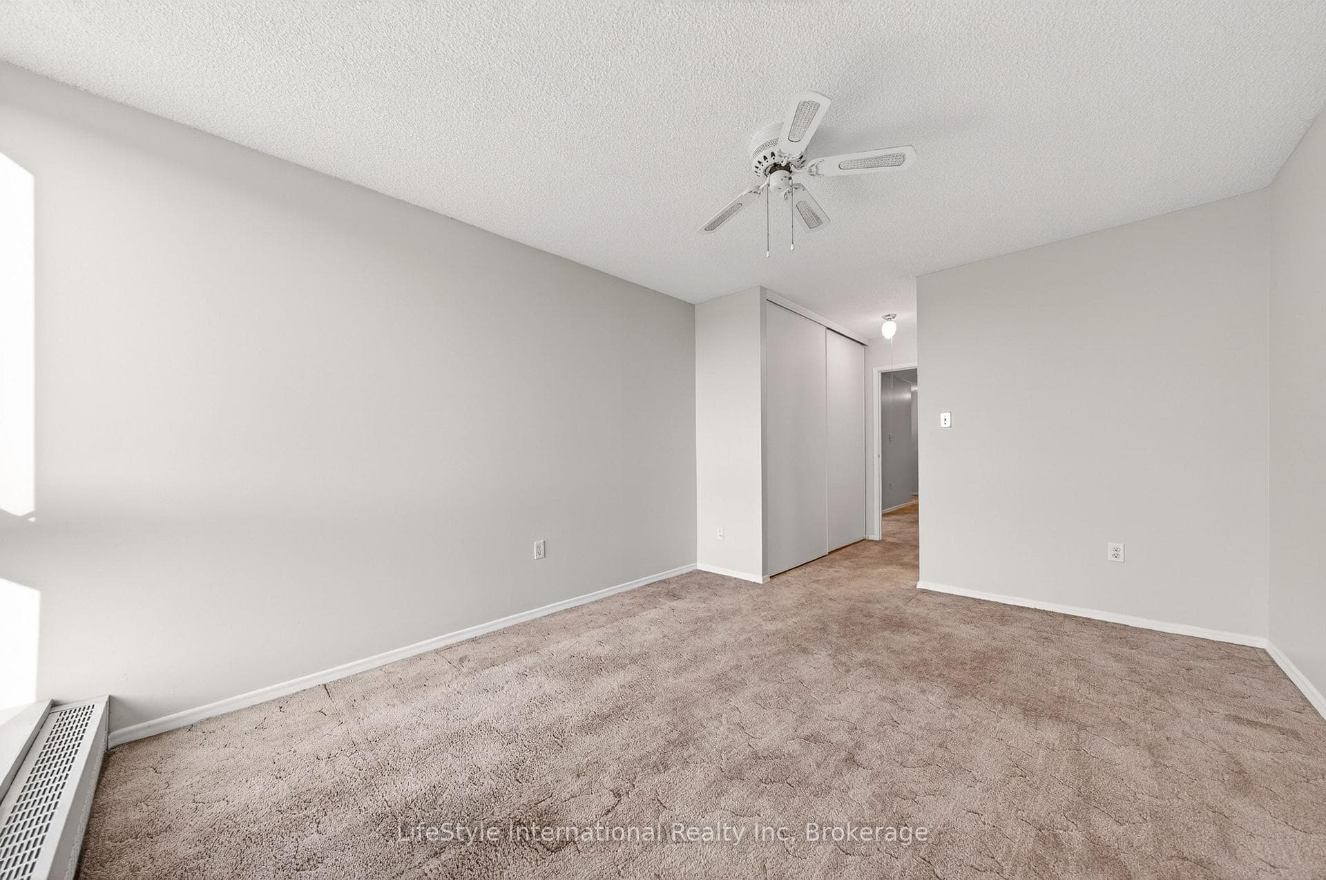 19 Woodlawn Road Unit 512 photo 31