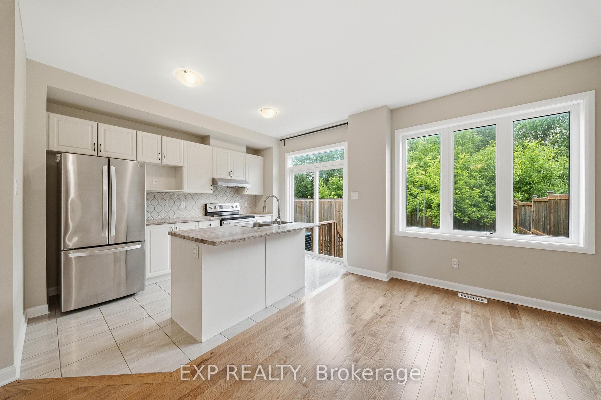 222 Geyser Place photo 9