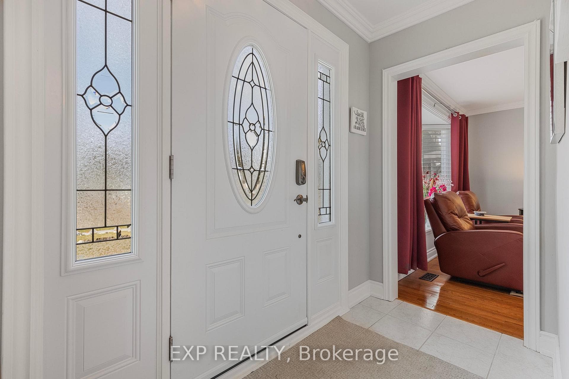 240 Neal Drive photo 3