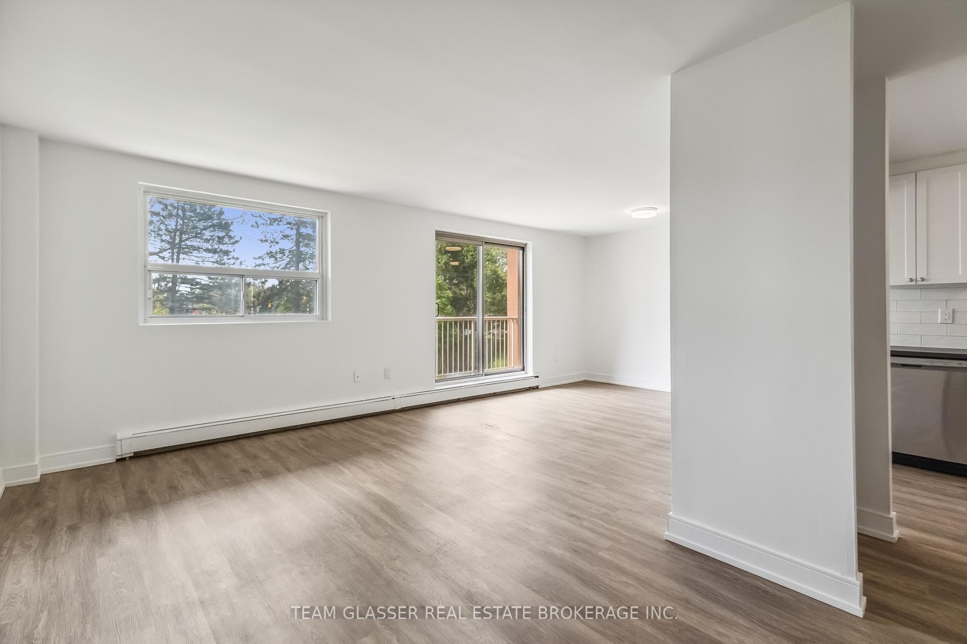 1570 Adelaide Street Unit 220 photo 9