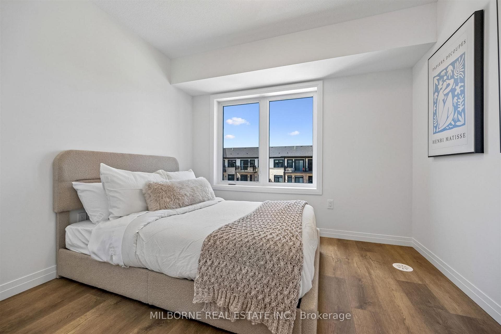 Photos Of Model Suite - Colour Package Varies